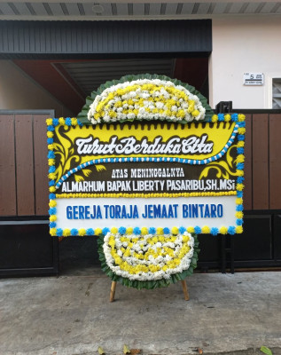 Papan Bunga Duka di Padang Tangah Payobadar